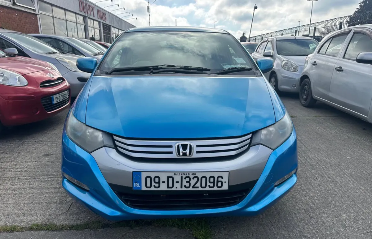 Honda Insight 2009 Hybrid/ New Nct/ warranty. - Image 3