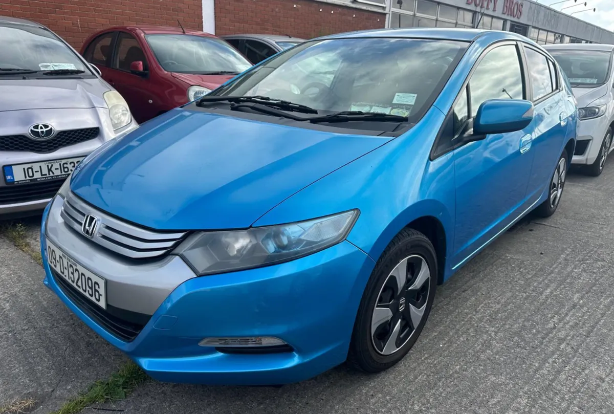 Honda Insight 2009 Hybrid/ New Nct/ warranty. - Image 2