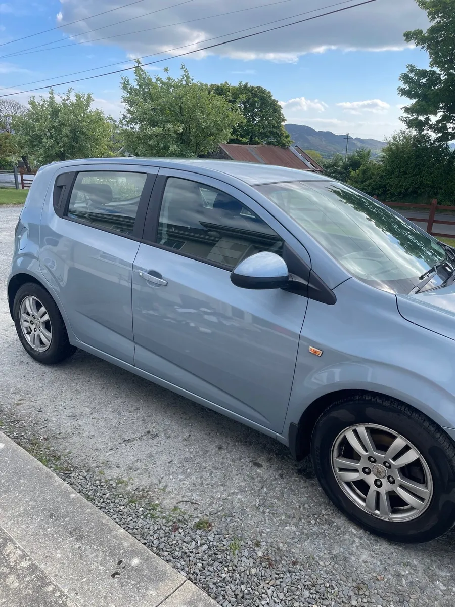 Chevrolet Aveo 2012 - Image 3