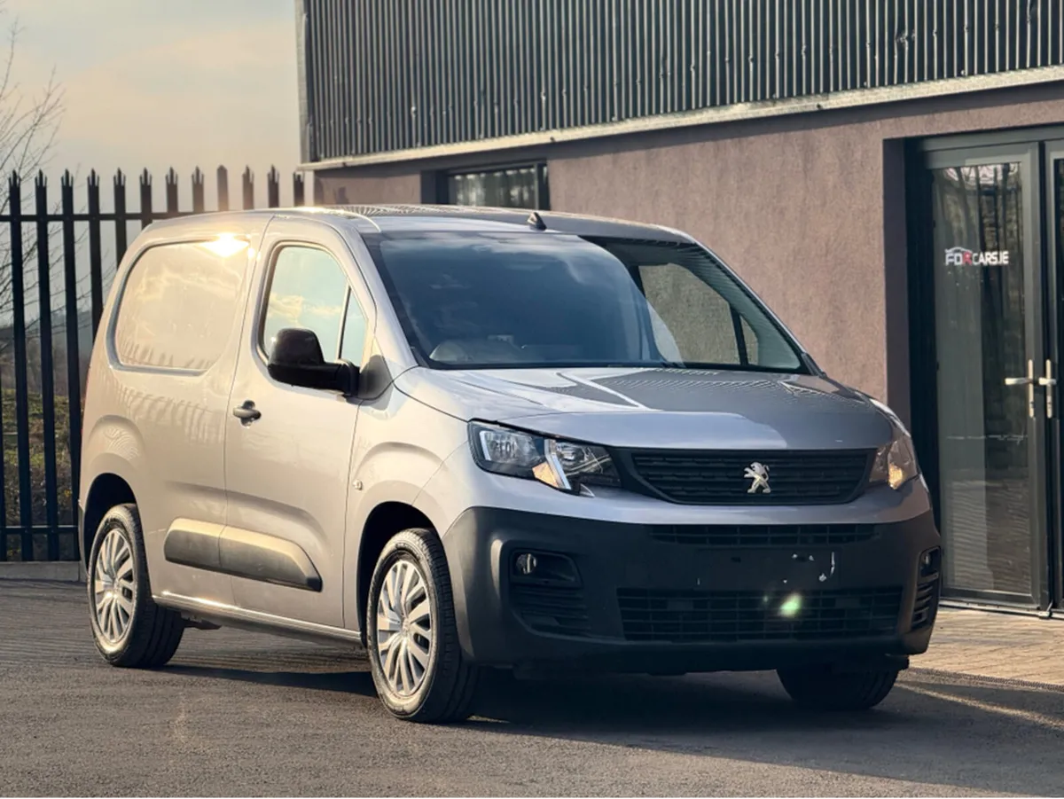 Peugeot e-Partner PROFESSIONL PREMIUM - Image 1