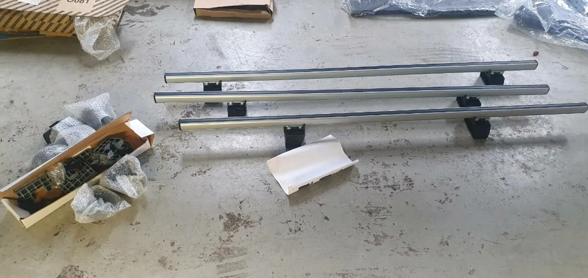 Fiat Ducato roof bars x3 - Image 1