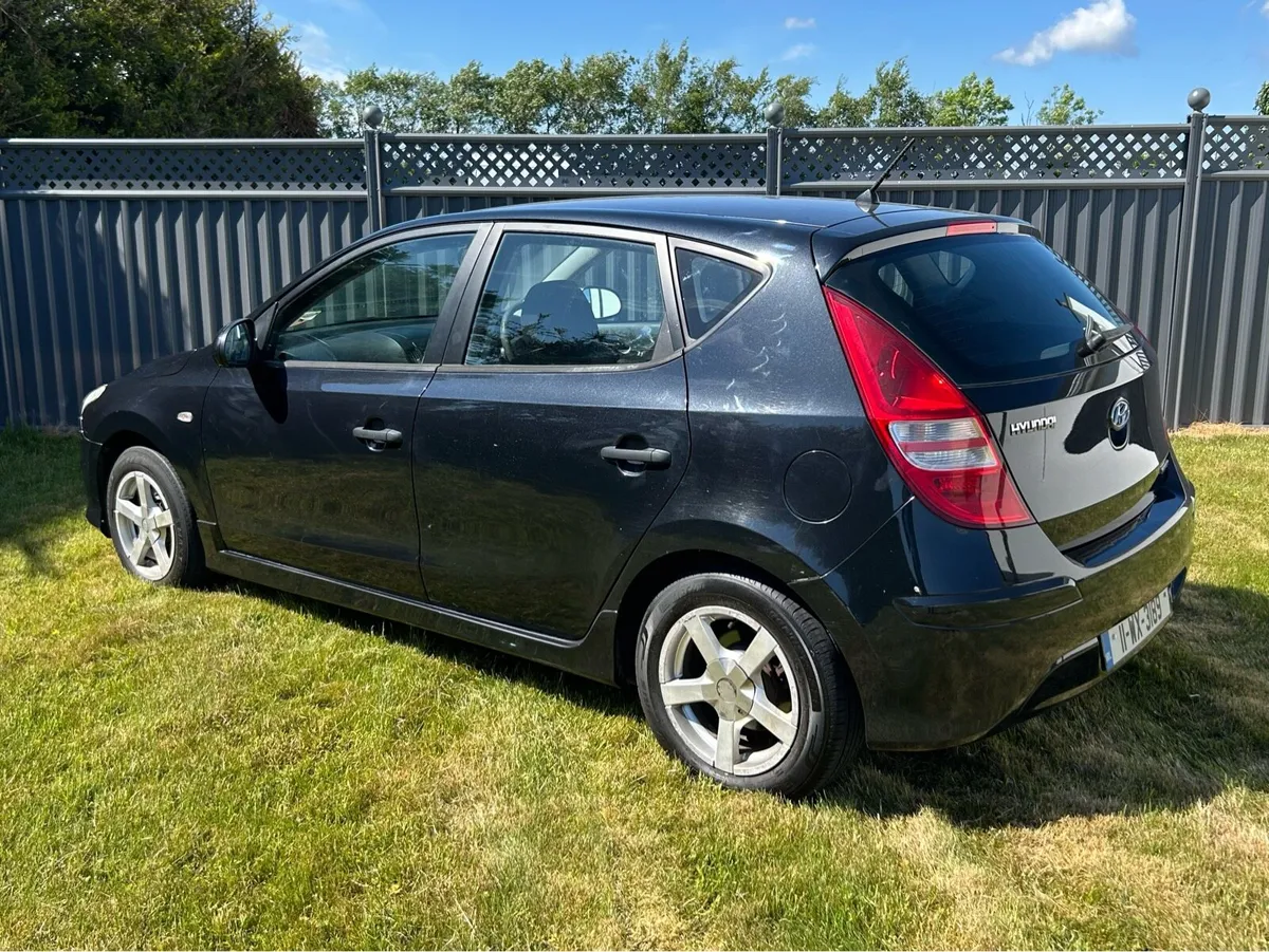 2011 i30 diesel - Image 4