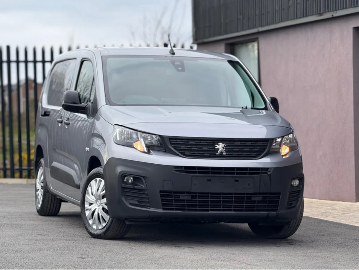 Peugeot Partner 2022 Peugeot Partner Professional - Image 1