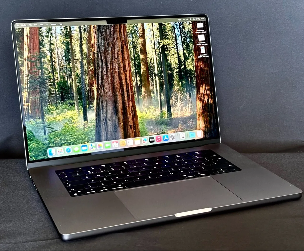 MacBook Pro M1 32GB Ram 1TB SSD - Boxed AppleCare - Image 2