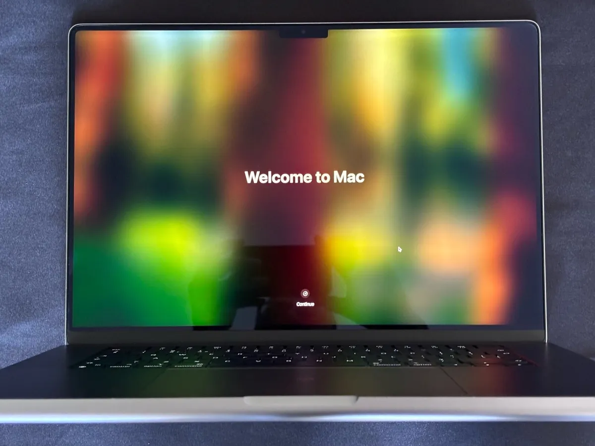 MacBook Pro M1 32GB Ram 1TB SSD - Boxed AppleCare - Image 3