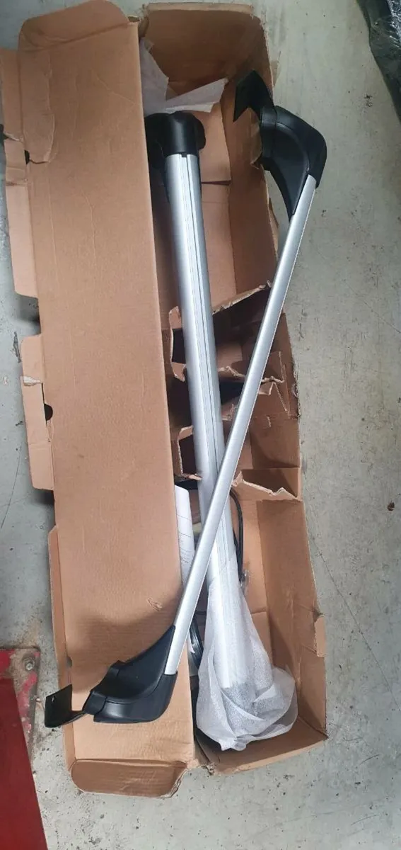 Fiat Tipo roof bars