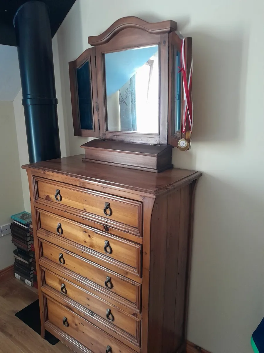 Chest of Drawers - Image 3