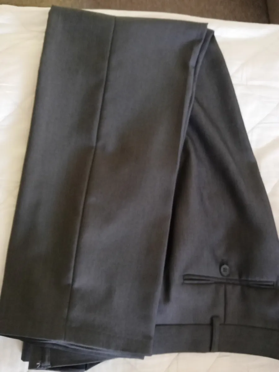 Mens Suit - Image 2