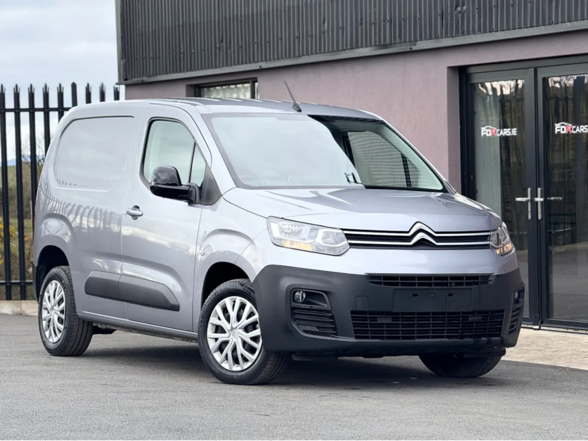 Citroen Berlingo 1000 EPRISE PRO €17750 Plus Vat - Image 2