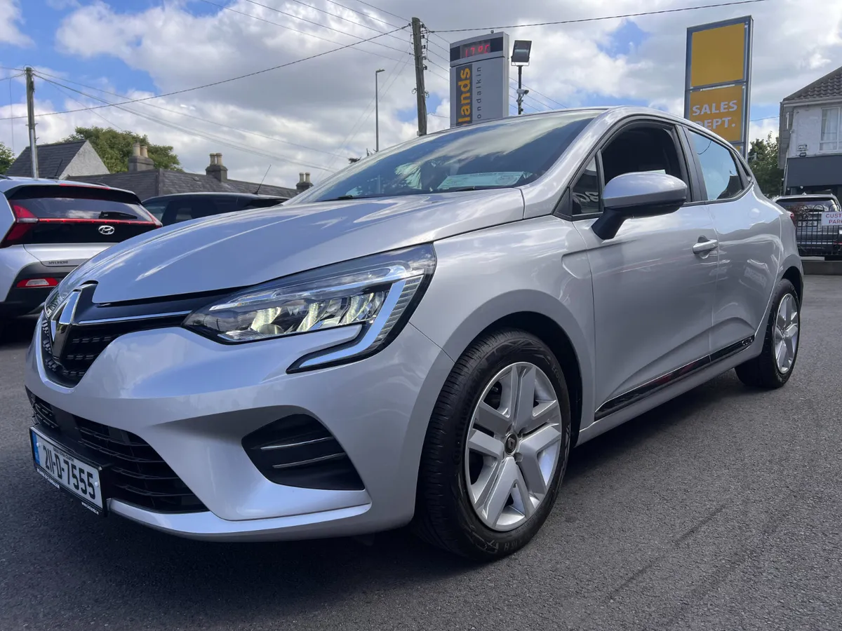**ONLY 8,000Kms** DYNAMIQUE TCE 100 **One Owner/Ul - Image 2