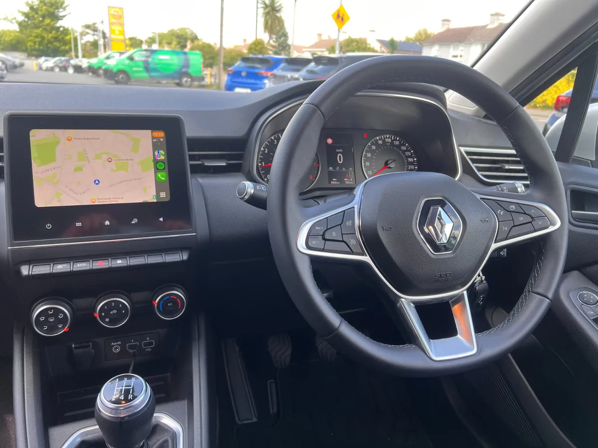 **ONLY 8,000Kms** DYNAMIQUE TCE 100 **One Owner/Ul - Image 4