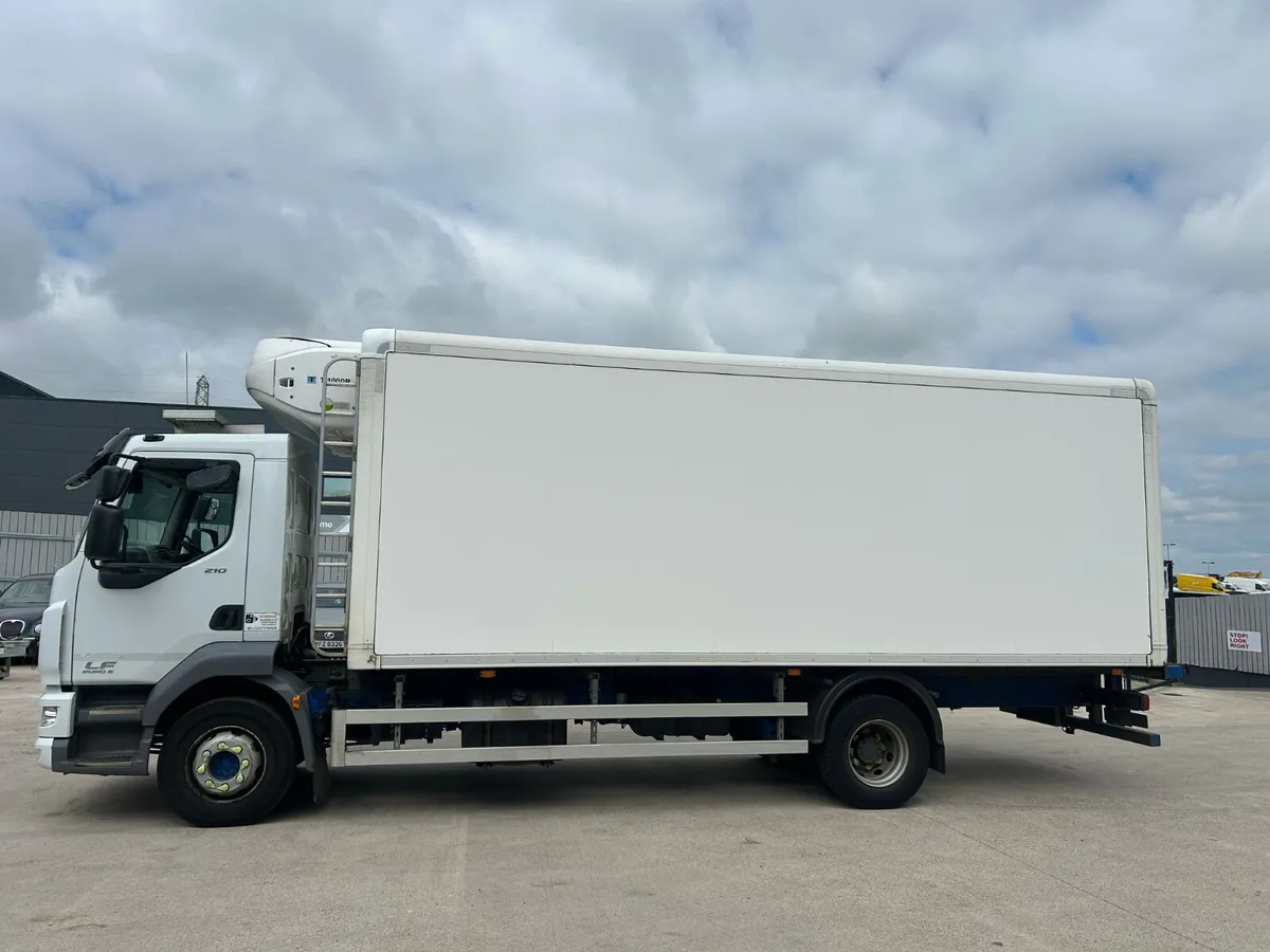 AUGUST 2017 DAF LF 210 FRIDGE - Image 4