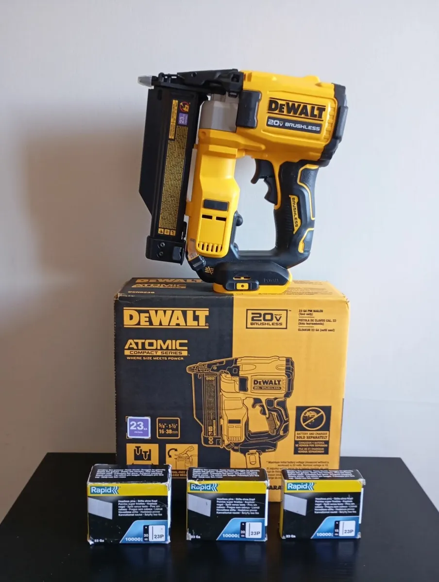 DeWalt 23Gauge Finish Nailer (New) - Image 2