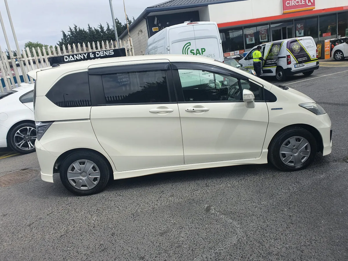 Honda Freed 2011 new nct 6 seater - Image 3