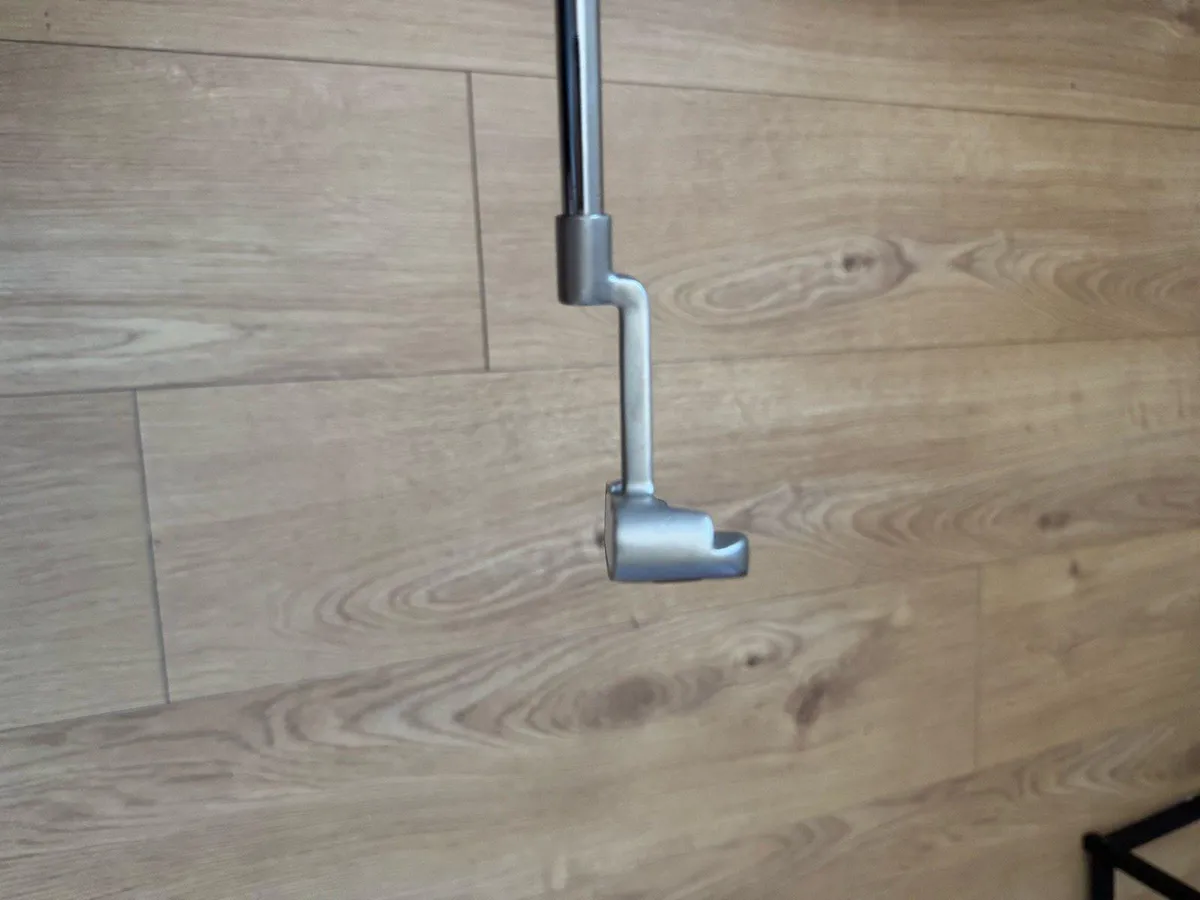 Odeyssey Golf putter - Image 4