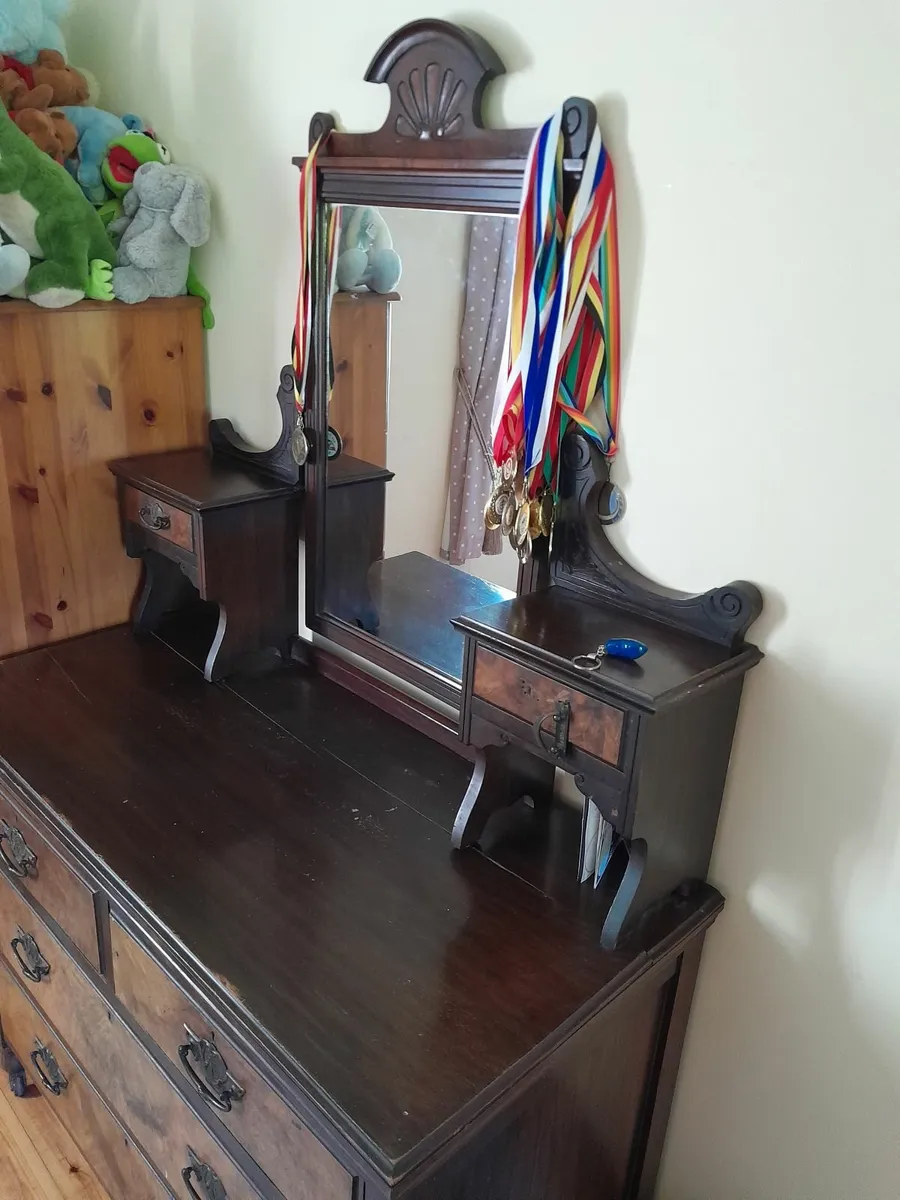 Chest of Drawers - Image 3