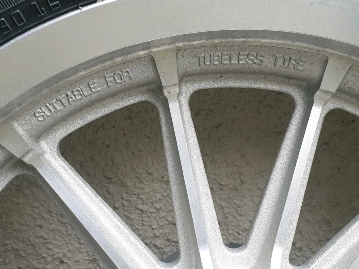 19" Custom Harley Davidson Front Wheel - STURGIS. - Image 3