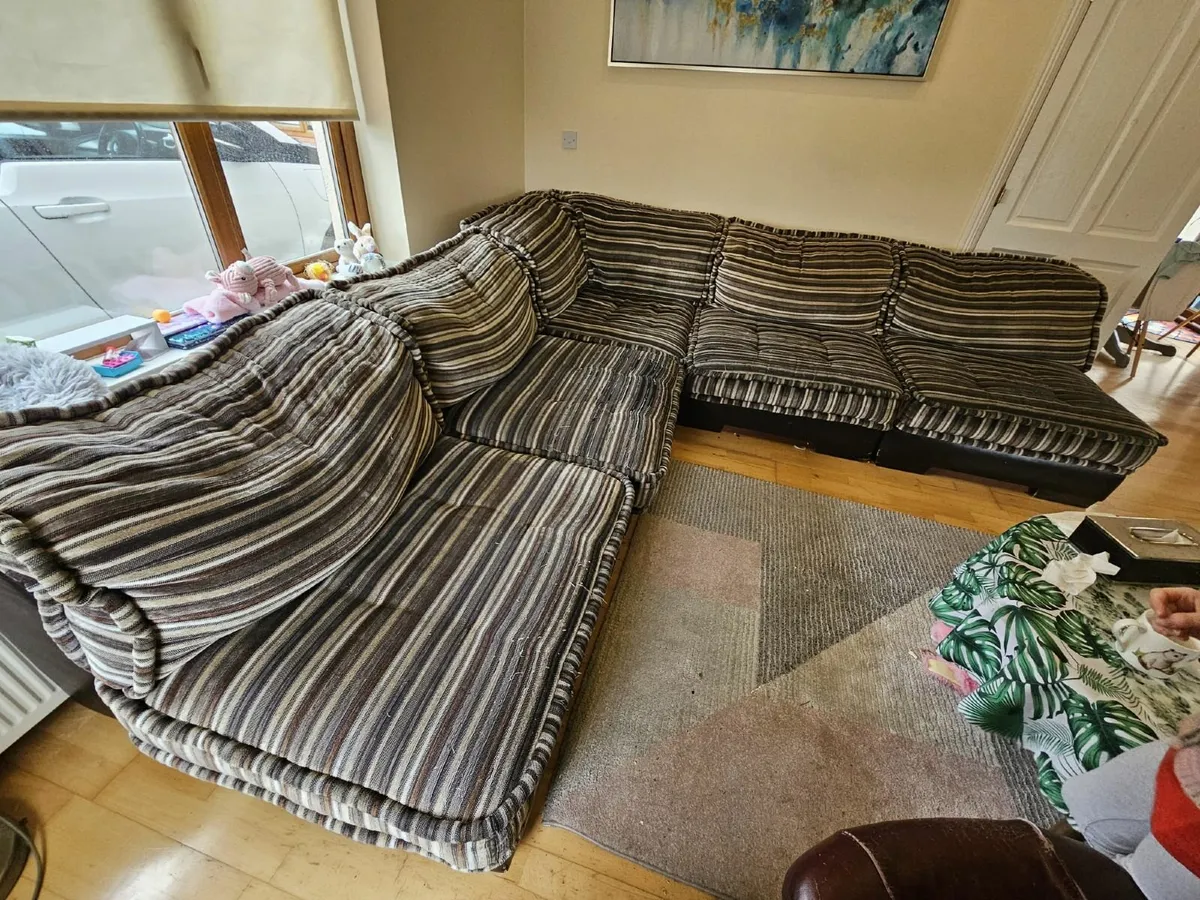 Corner Couch - Image 3