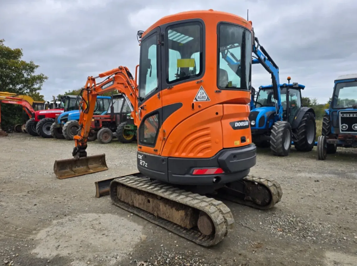2013 Doosan DX27z - Image 4