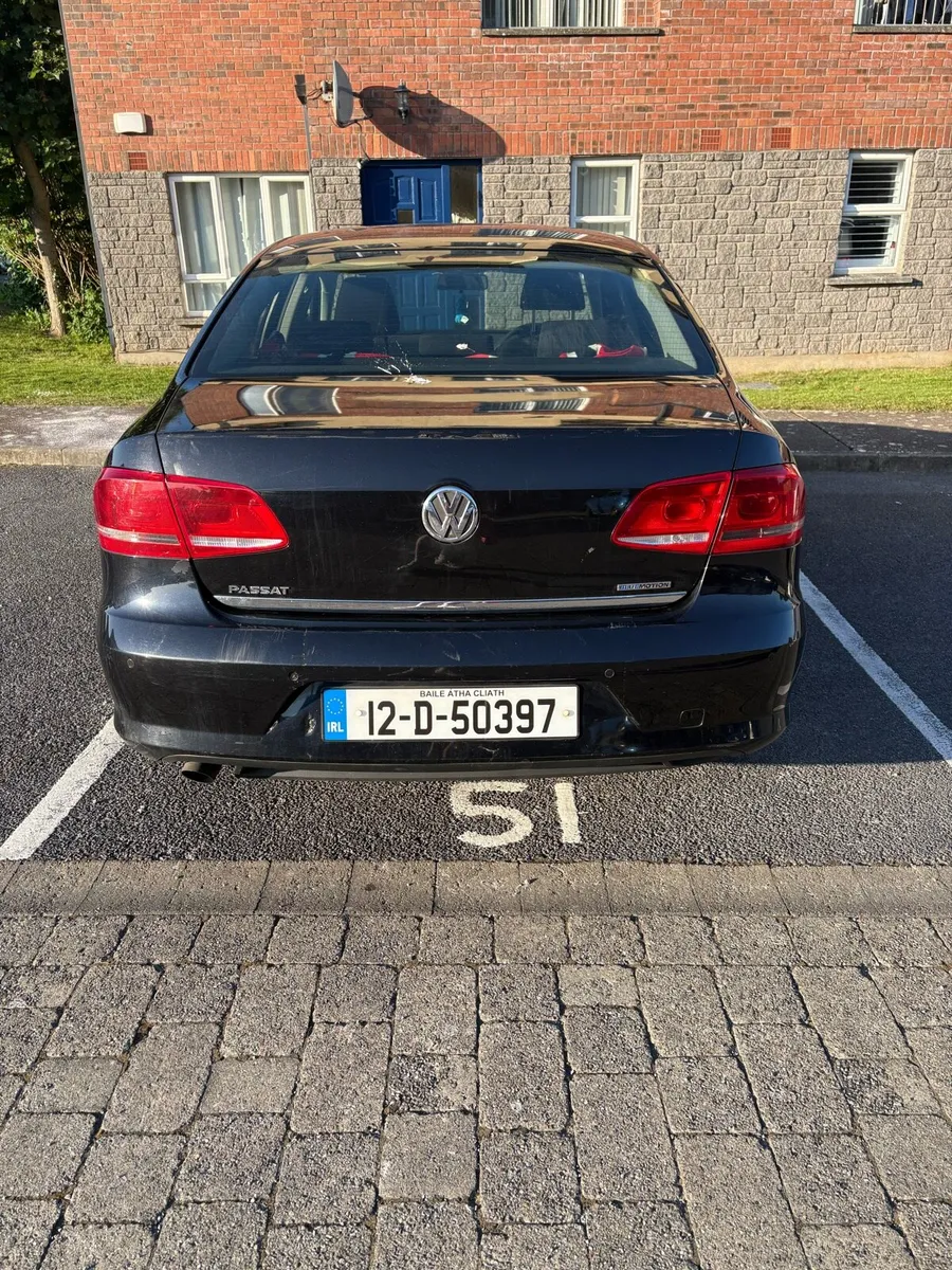 Volkswagen Passat 1.6 TDI Diesel Blue Motion - Image 4