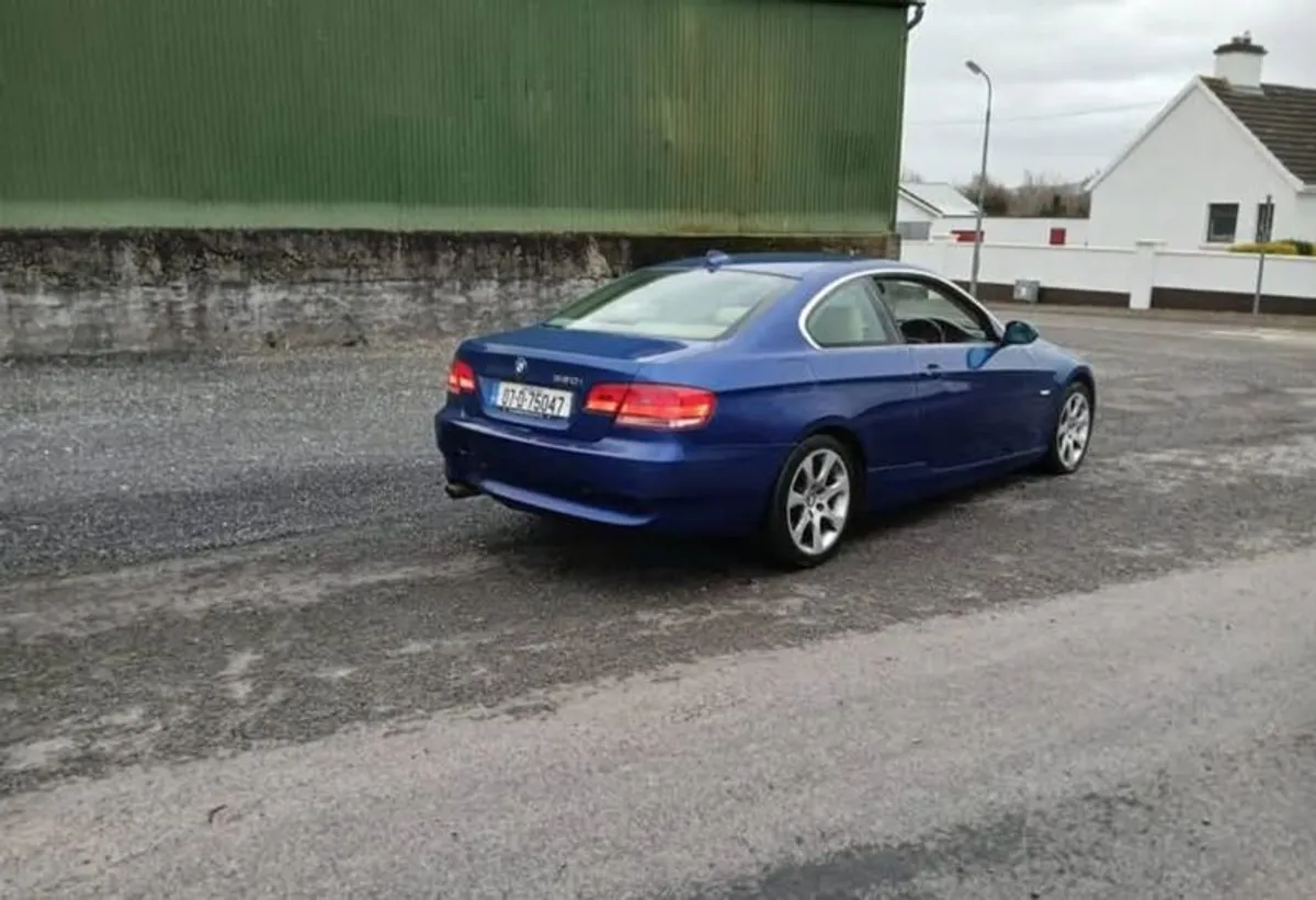 2007 Bmw 320i Coupe Engine Needs Attention - Image 4