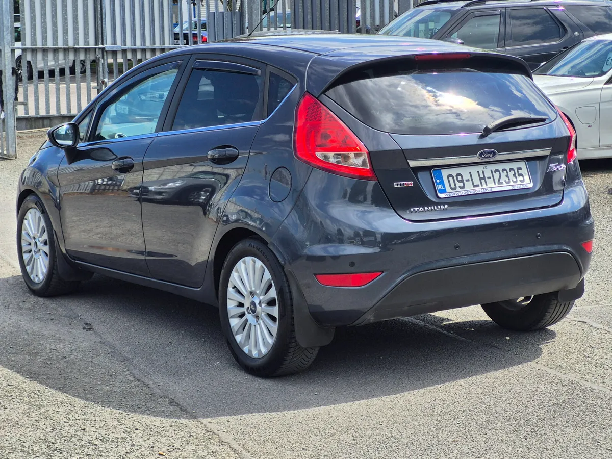 Ford Fiesta 1.6tdci titanium 2009 nct 01/26 - Image 4