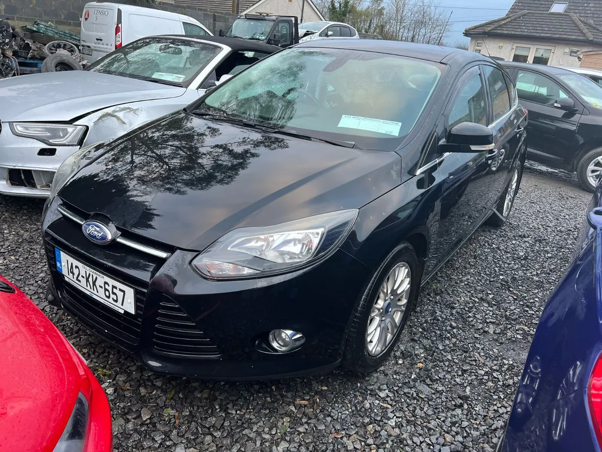 2014 Ford Focus 1.6 Diesel Titanium driving - Image 2