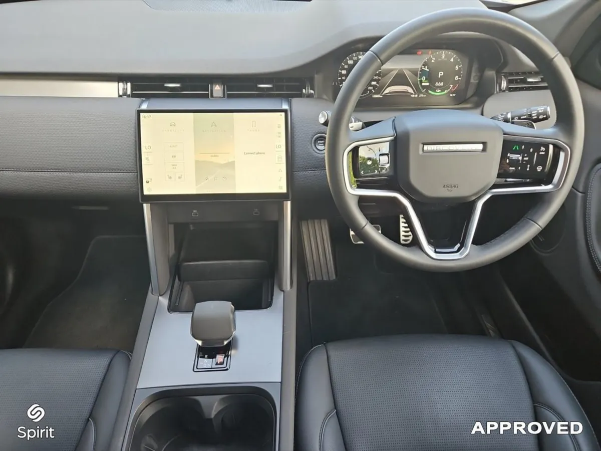 Land Rover Discovery Sport 1.5 I3 Phev Dynamic SE - Image 4