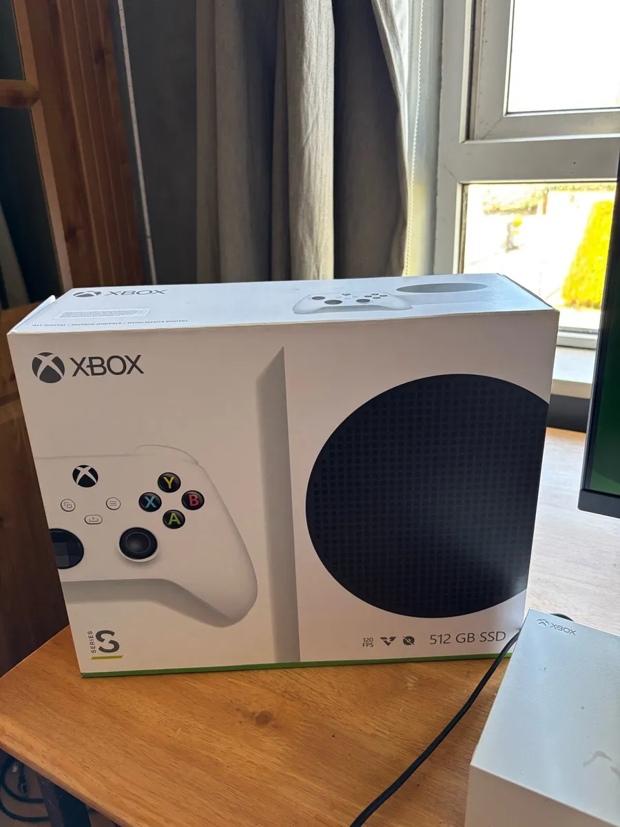 Xbox Series S With 144Hz Monitor - Image 3
