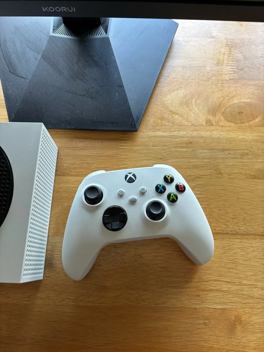 Xbox Series S With 144Hz Monitor - Image 4