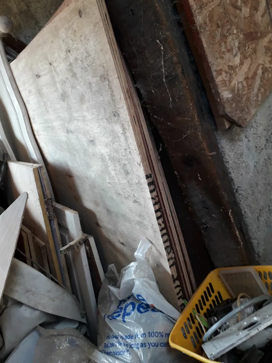 6 x sheets plywood 8ft x 4ft unused 60 e the lot - Image 2
