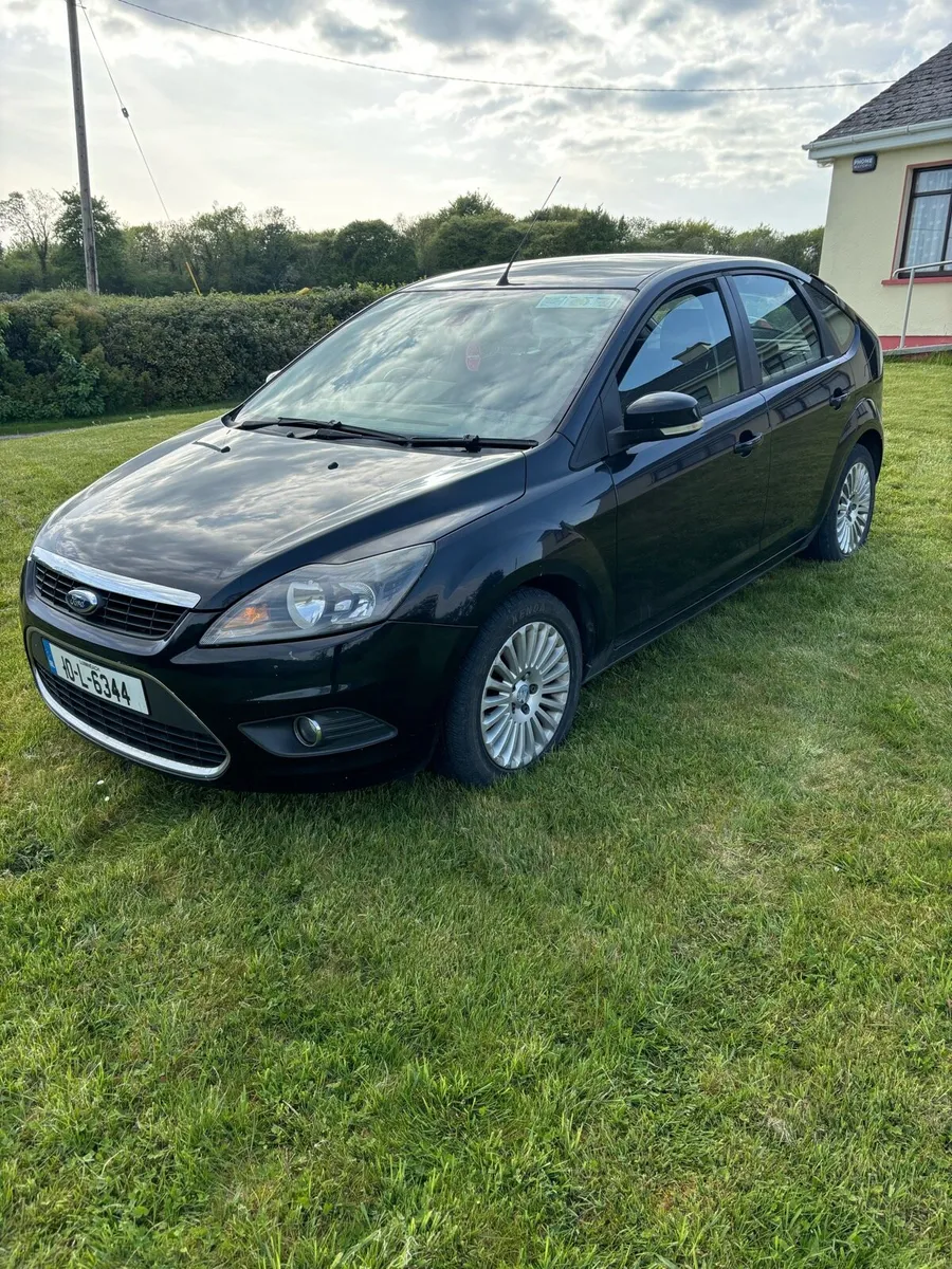 2010 Ford focus titanium top spec - Image 2