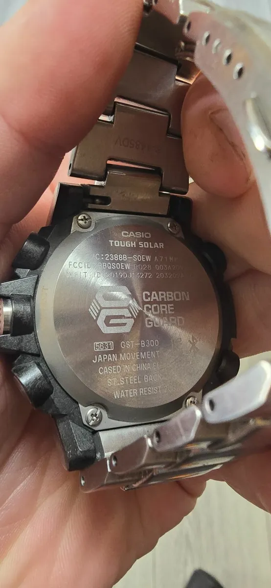 Casio G-Shock GST-B300E-5A - Image 2