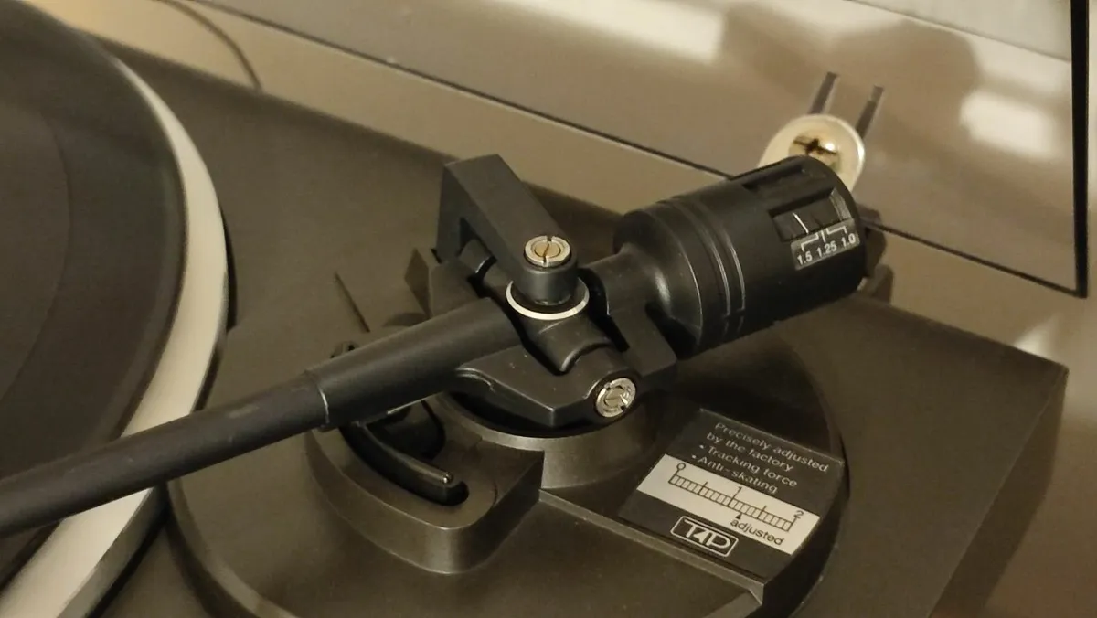 TECHNICS SL-Q300 turntable, Direct Drive,Full Auto - Image 4
