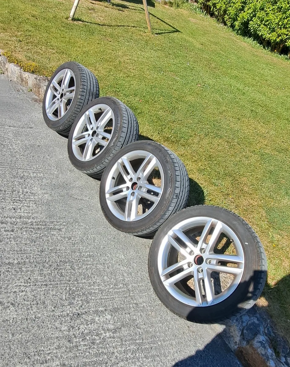 Alloy wheels 245/45/r18 - Image 1