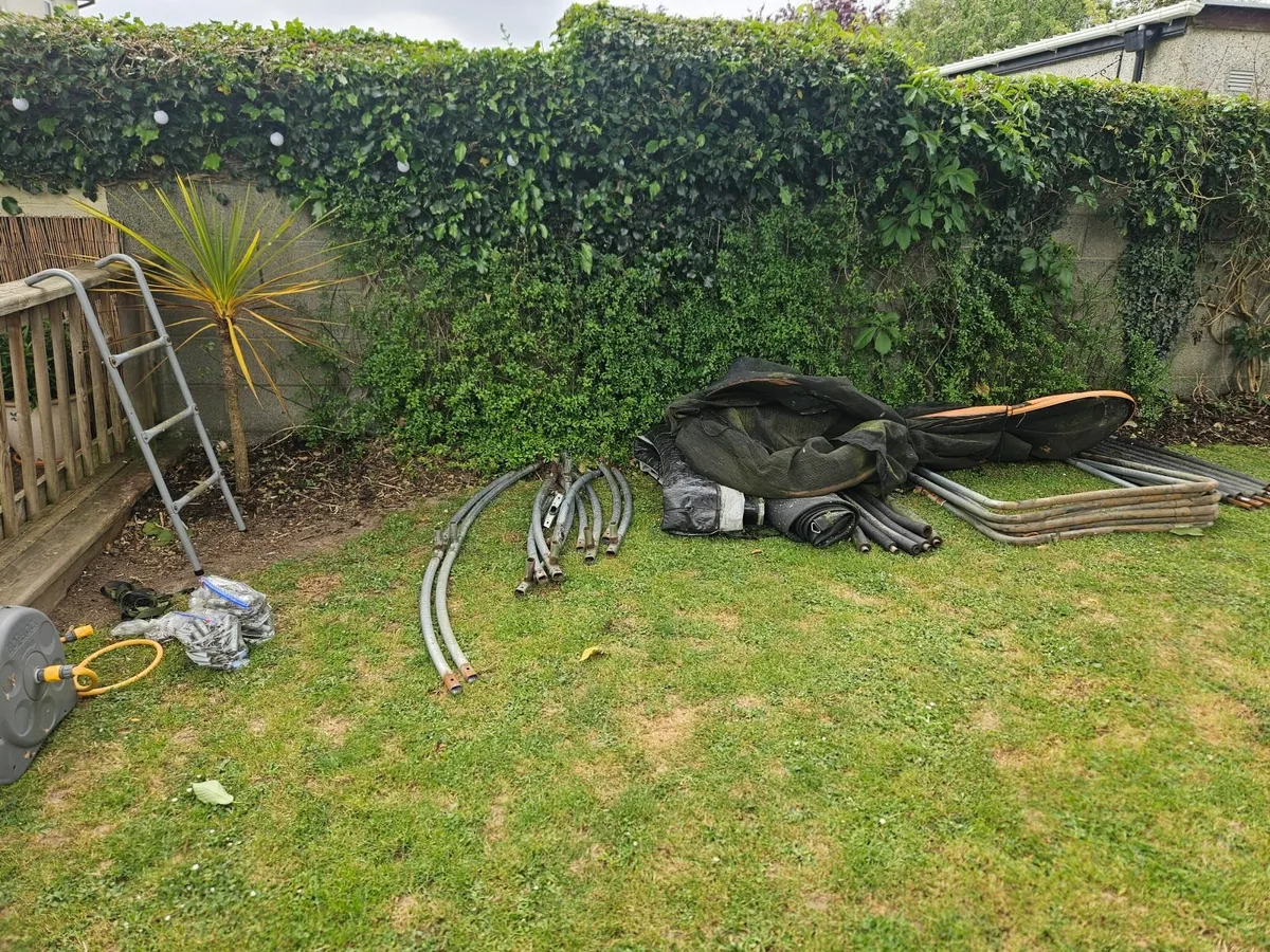 Free  10 ft Trampoline - Image 2