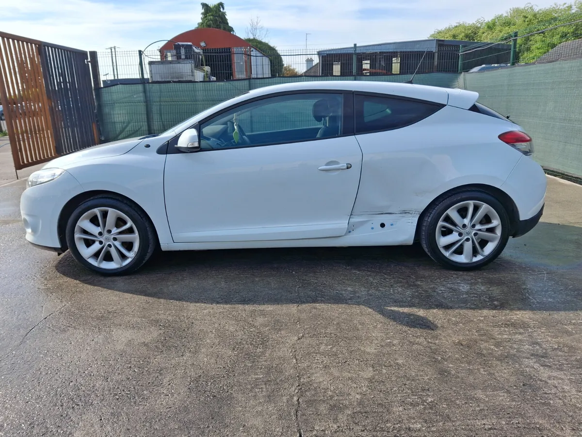 2013 Renault Megane  1.5 Diesel - Image 4