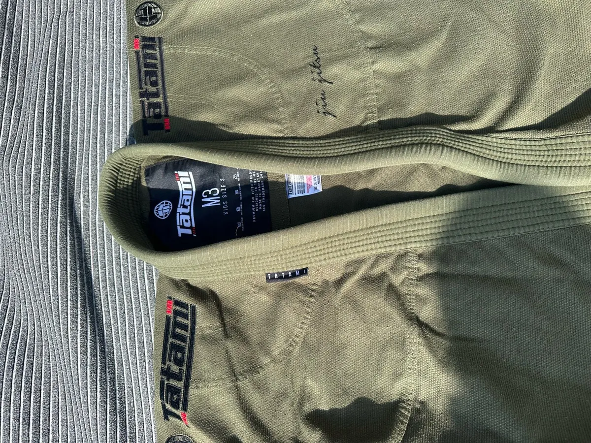 Tatami Jiujitsu Gi Kids M3 size for sale - Image 3