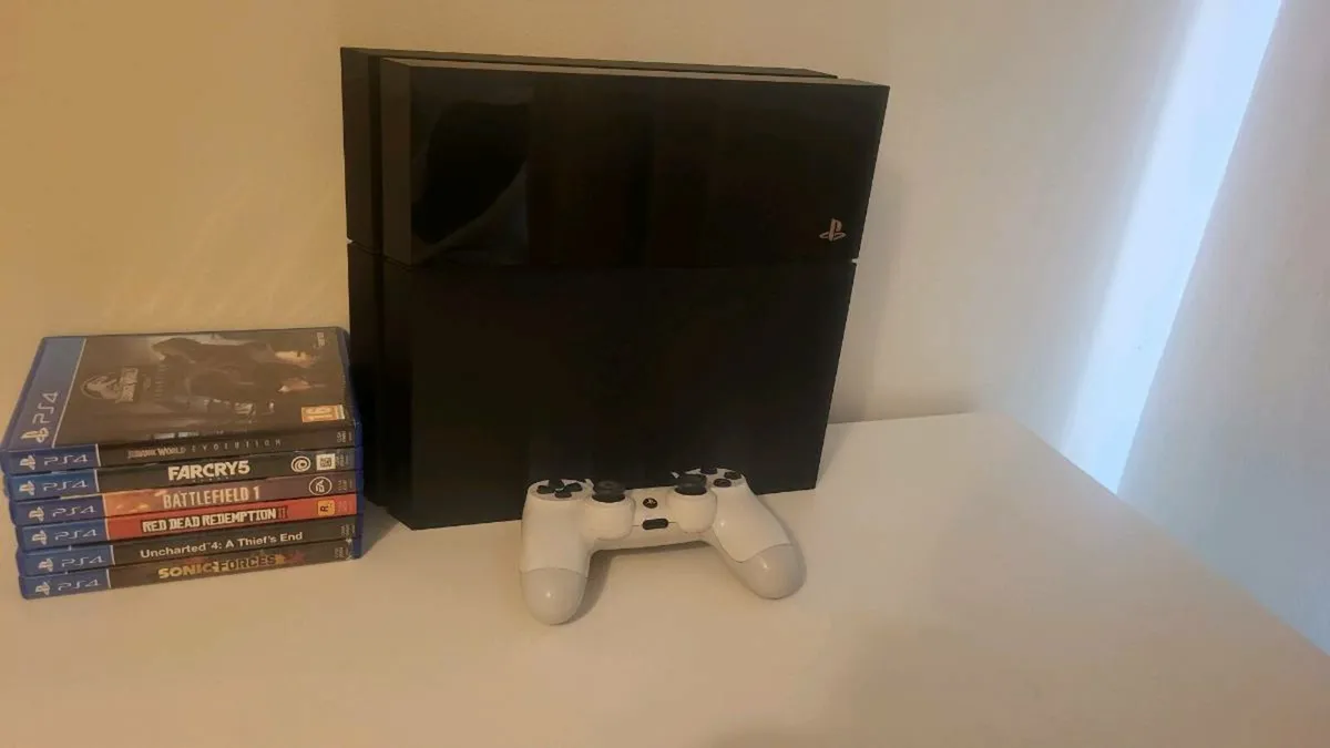 PS4 - Image 1