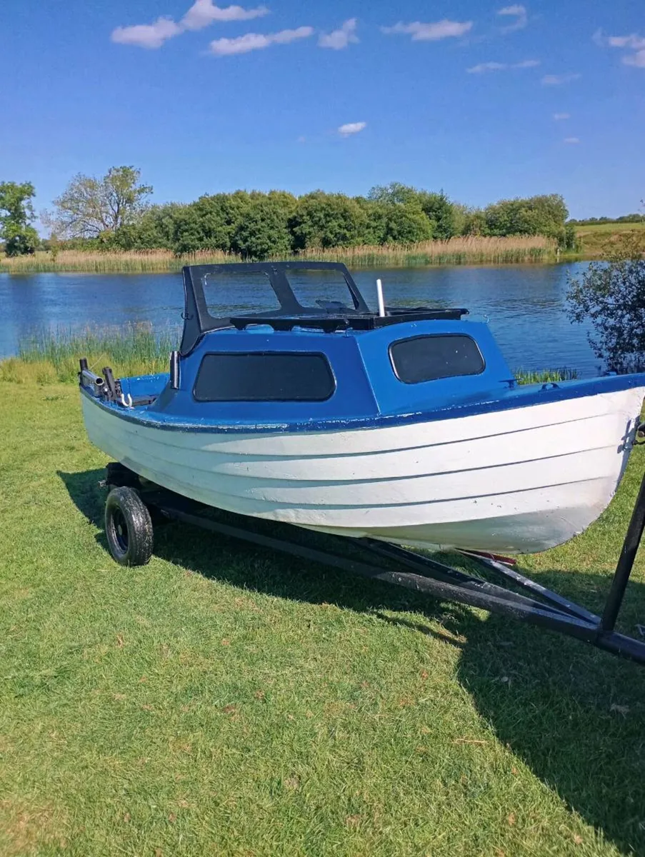 Boat engine and 4 hp Johnson - Image 4