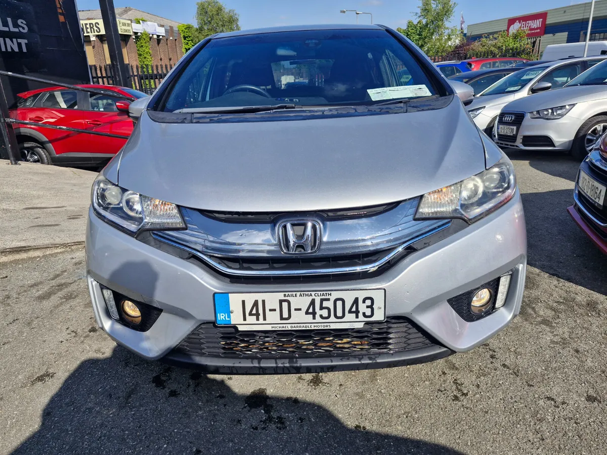 Honda Fit 2014 - Image 2