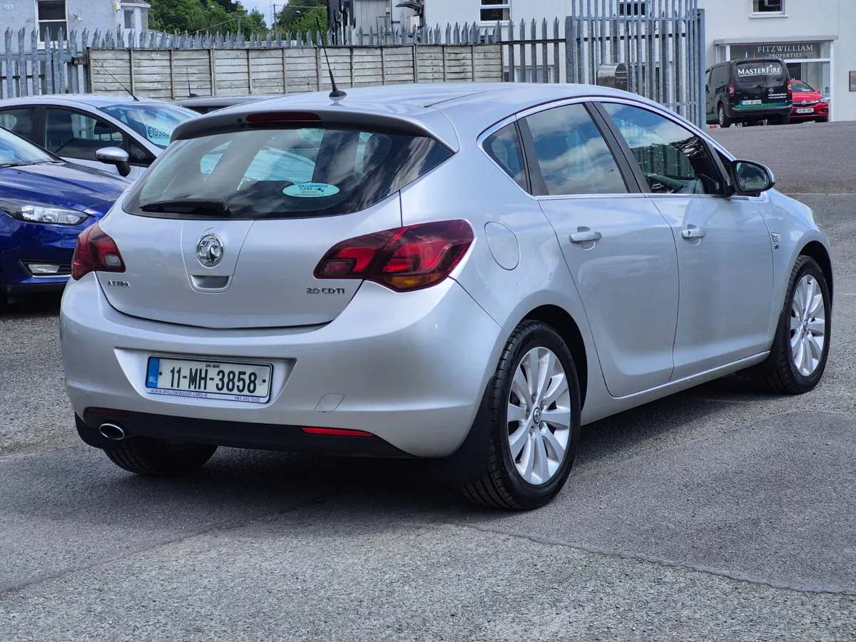 Vauxhall Astra 2.0cdti 2011 nct 04/26 - Image 2