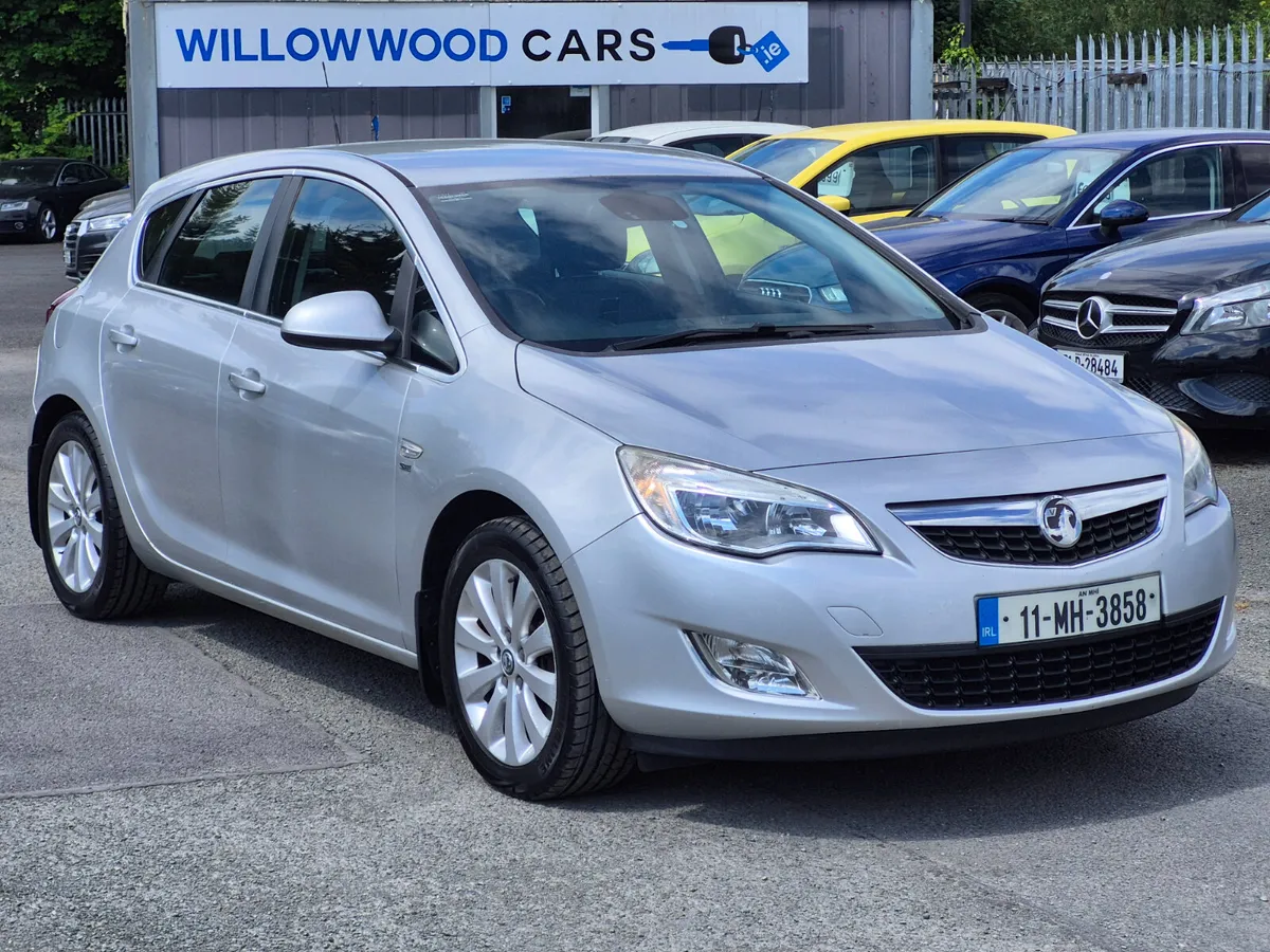Vauxhall Astra 2.0cdti 2011 nct 04/26 - Image 3