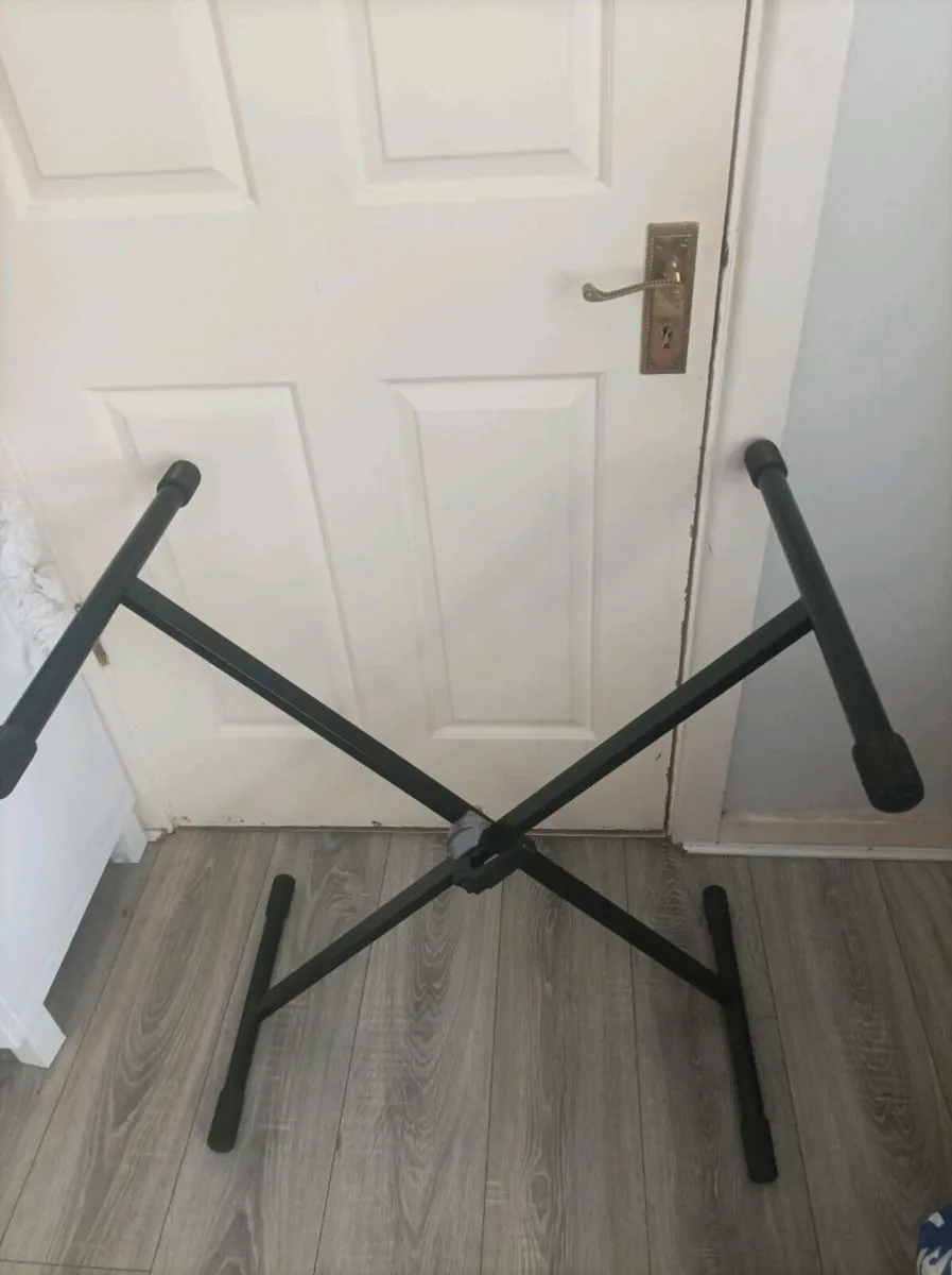 Keyboard stand