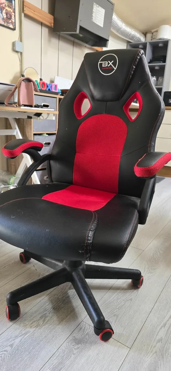 Gaming chair - Image 2