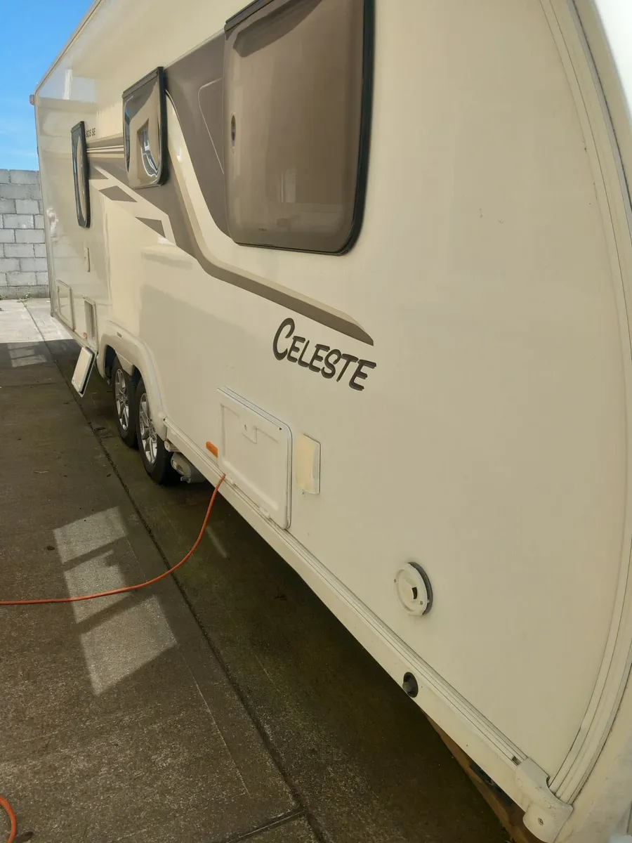 Caravan - Image 4