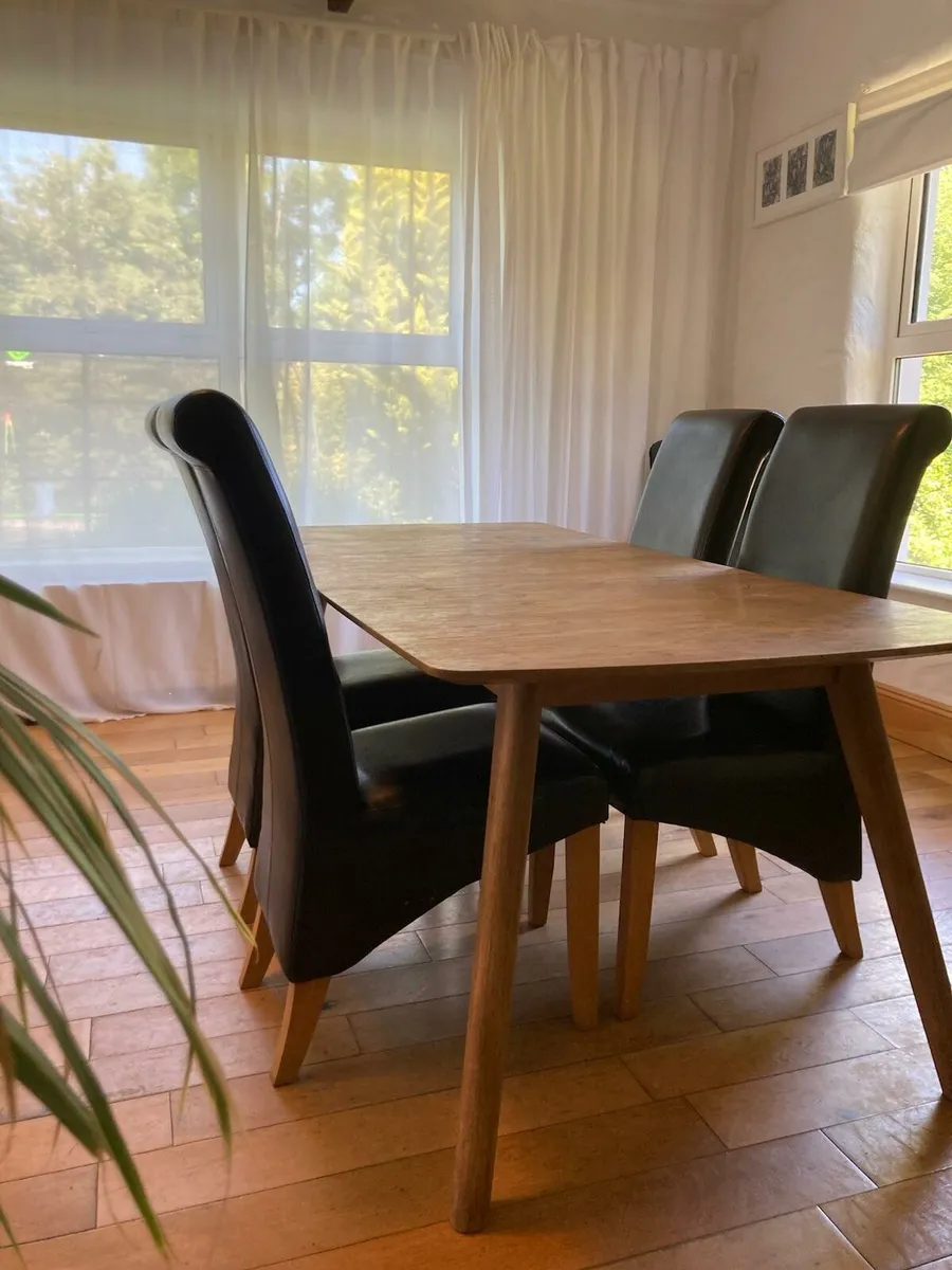 4 leather dining chairs - Image 1