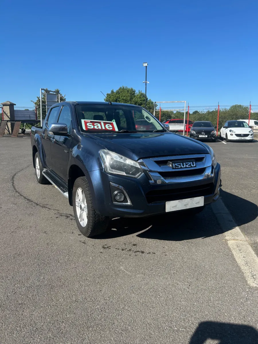 Isuzu D-Max 2018 - Image 1