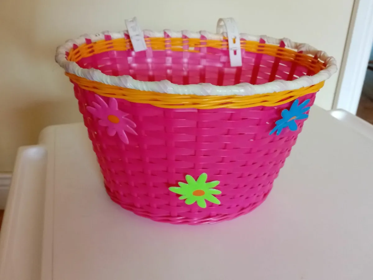 GIRL'S BIKE ACCESSORIES - Image 2