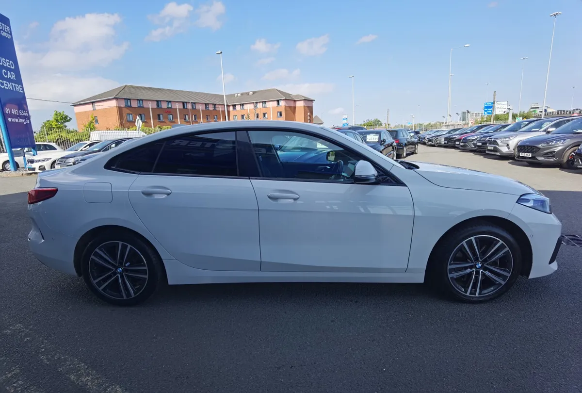 BMW 2 SERIES 218D SPORT AUTOMATIC - Image 4